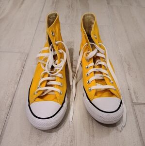 Lemon Chrome Converse